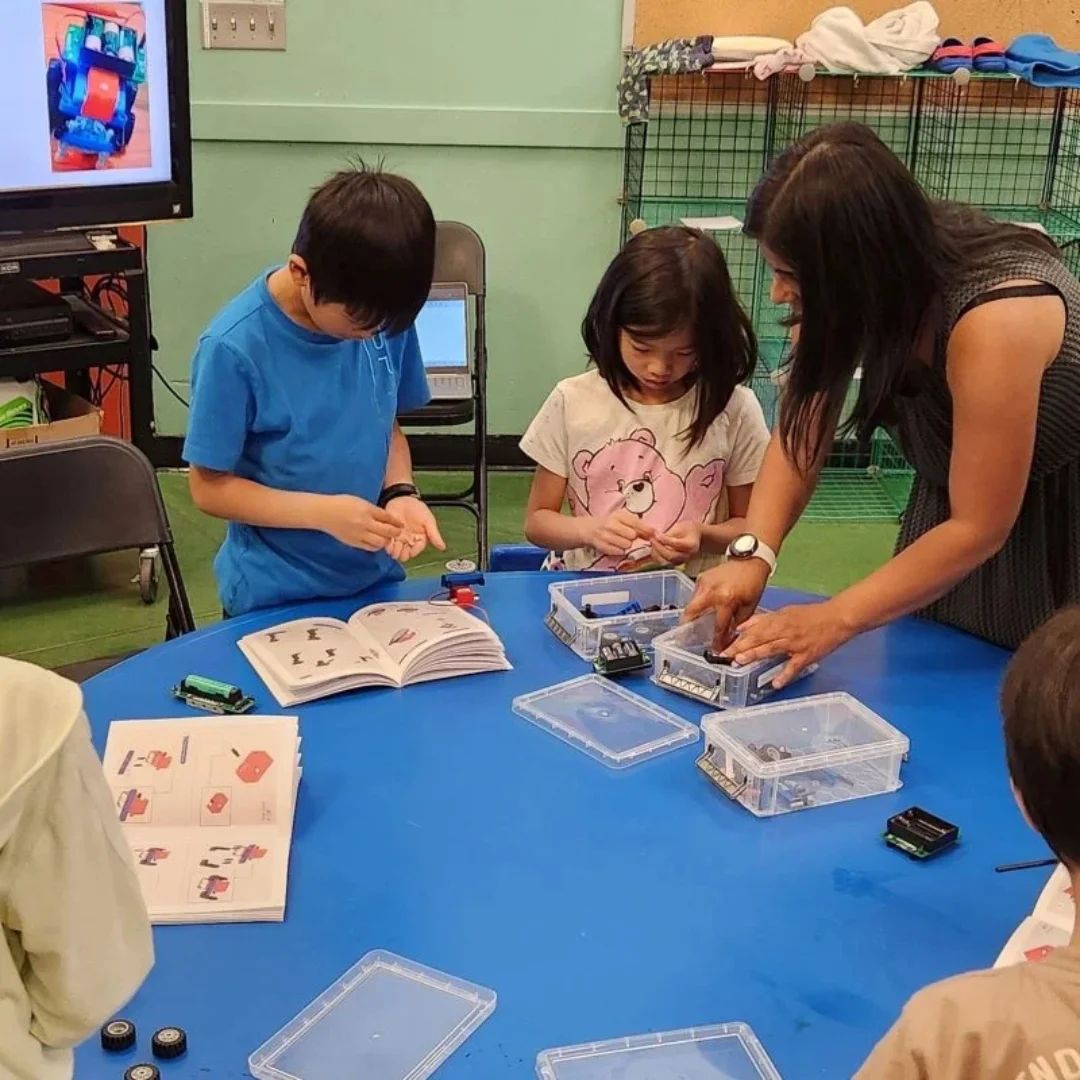 AI & Robotics Academy photo 3