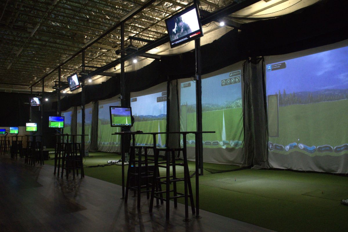 Eagle Club Indoor Golf