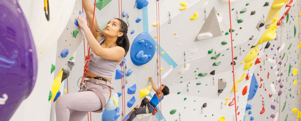 Edgeworks Climbing Bel-Red