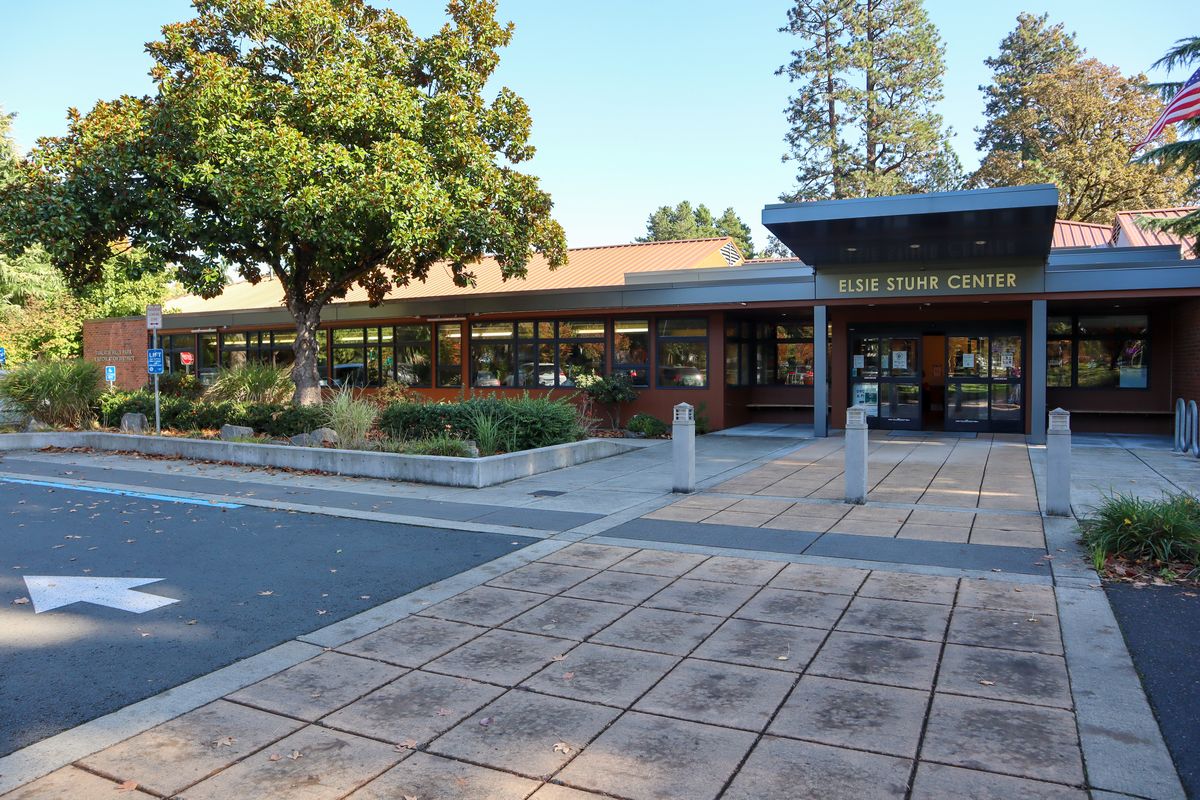 Elise Stuhr Center