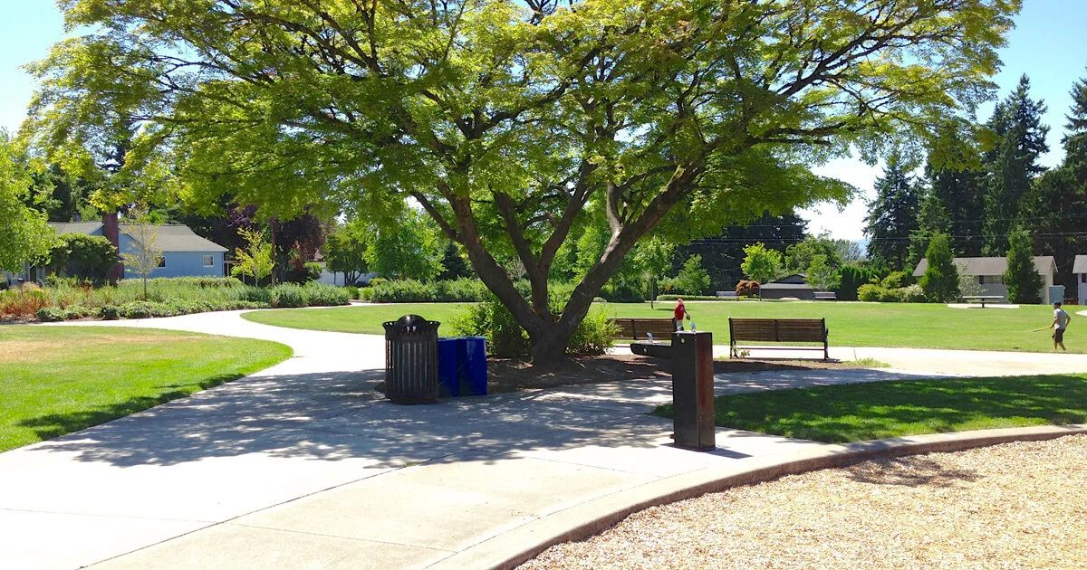 Holly Farm Park