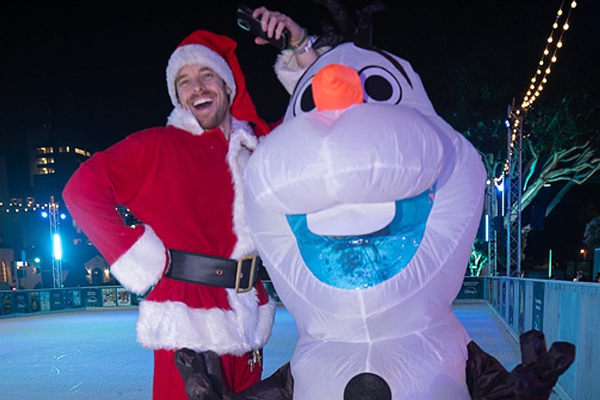 Ice at Santa Monica photo 4