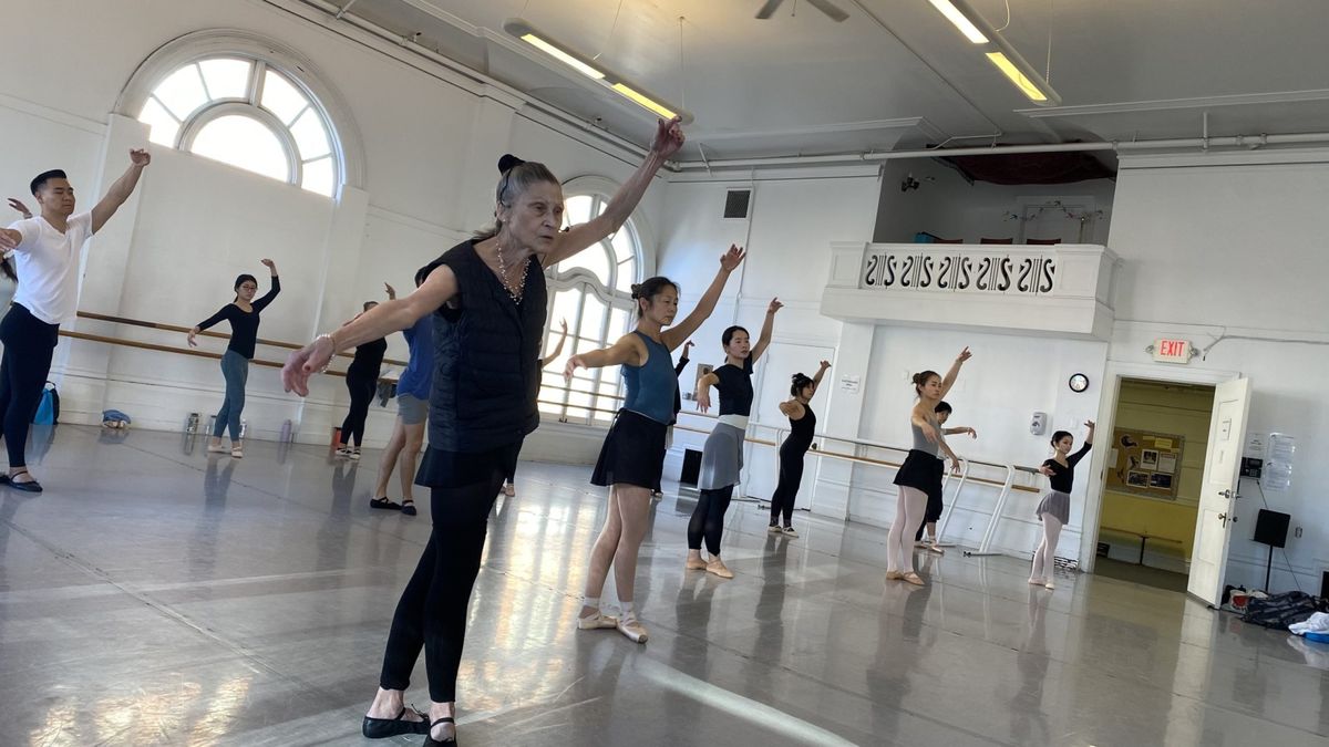 Kathy Mata Ballet photo 2