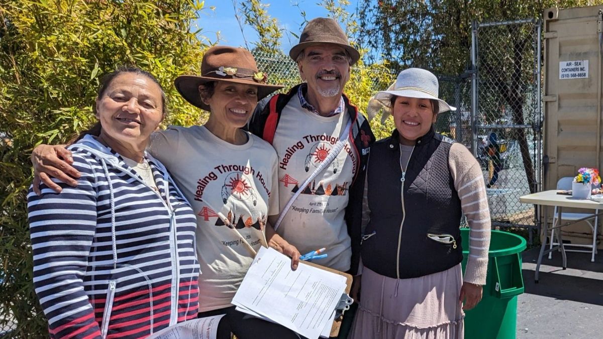 La Raza Community Resource Center photo 2