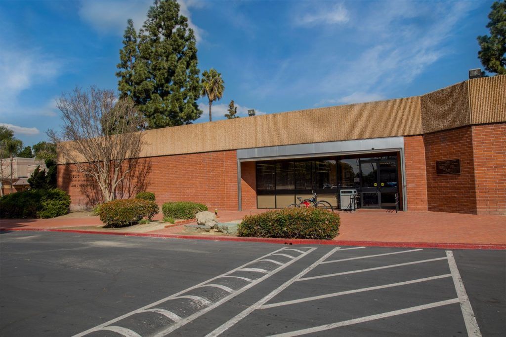 Lynwood Library photo 2