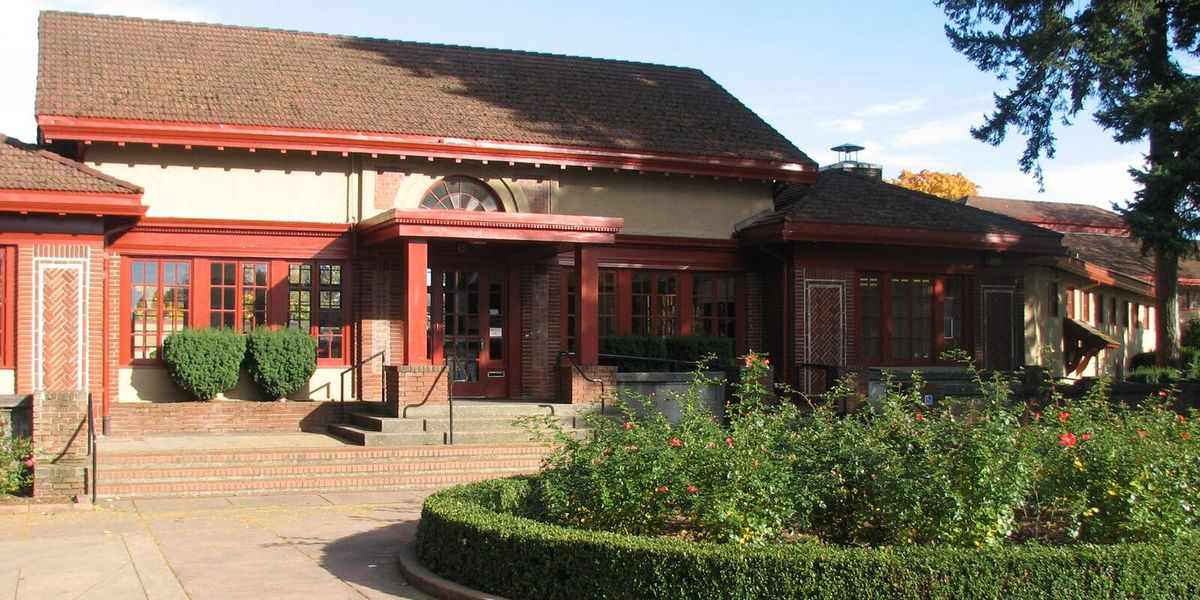 Peninsula Park Community Center photo 1