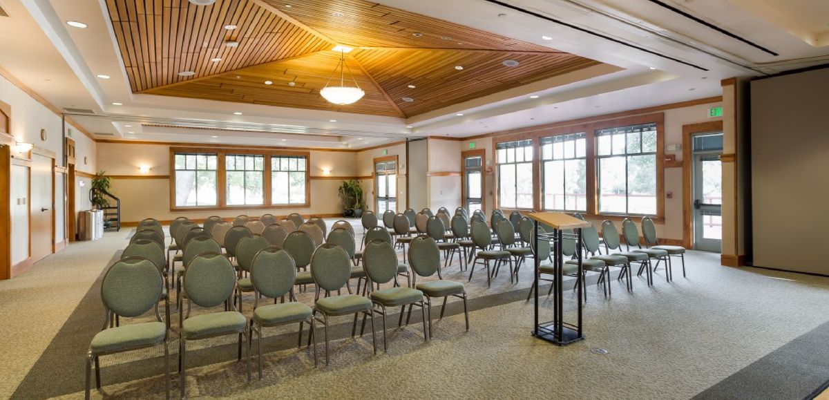 Quinlan Community Center photo 5