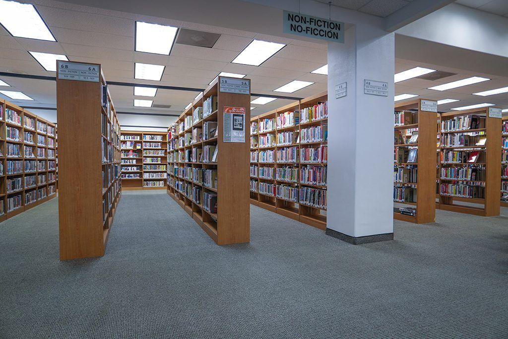 San Fernando Library photo 4
