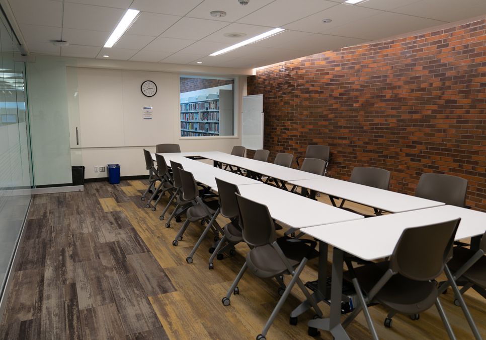 The Seattle Public Library - Lake City Branch photo 4