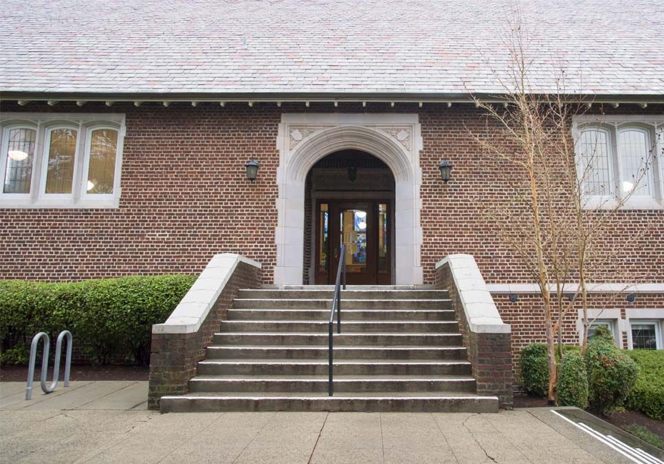 The Seattle Public Library - Queen Anne Branch photo 2